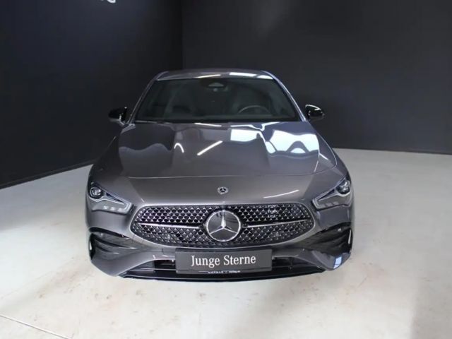 Mercedes-Benz CLA 200 AMG Line Coupé