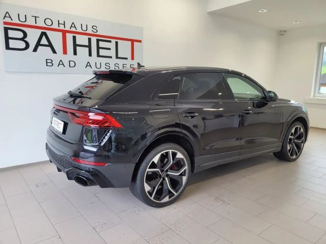 Audi RS Q8 Quattro