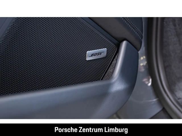 Porsche 992 Cabrio Carrera