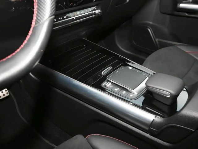 Mercedes-Benz EQA 250 AMG Line