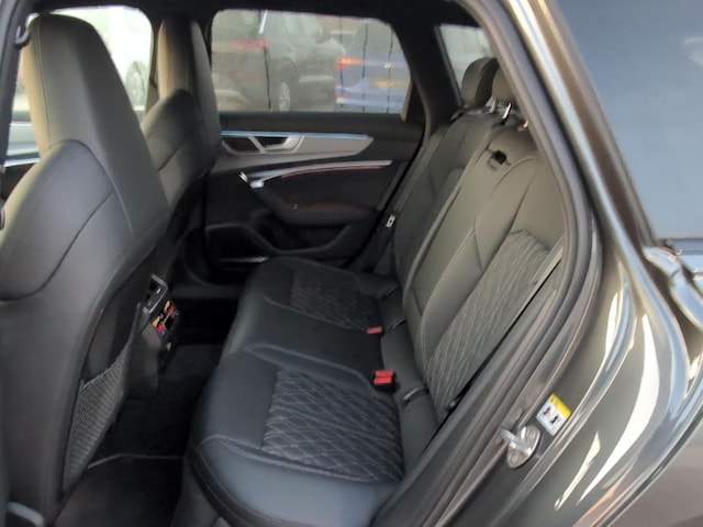 Audi S6 Avant Quattro