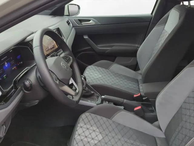 Volkswagen Polo 1.0 TSI DSG R-Line