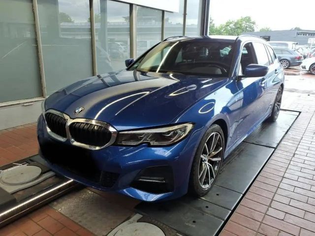 BMW 320 320d M-Sport Touring