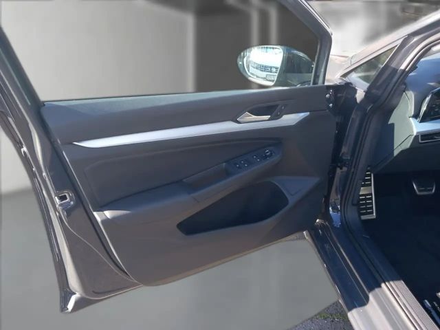 Volkswagen Golf 1.5 eTSI DSG Golf VIII