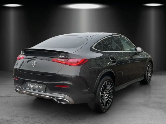 Mercedes-Benz GLC 300 4MATIC AMG Line Coupé