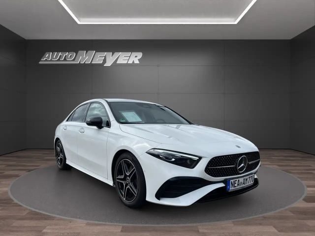 Mercedes-Benz A 250 4MATIC AMG Line