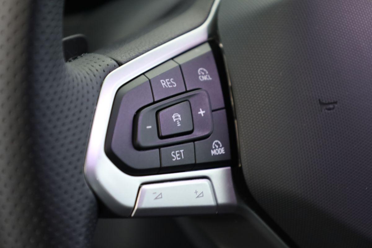 Volkswagen Tiguan 2.0 TSI DSG IQ.Drive R-Line