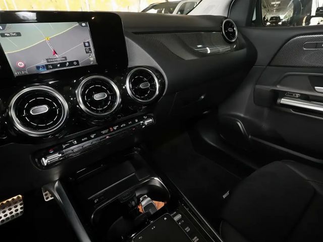 Mercedes-Benz B 250 AMG Line B 250 e