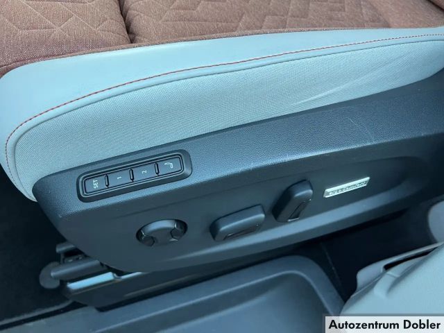 Volkswagen ID.Buzz IQ.Drive Pro