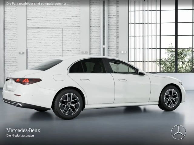 Mercedes-Benz E 200 AVANTGARDE Sedan