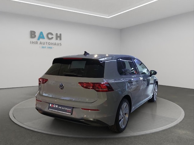 Volkswagen Golf 1,5  TSI 85 kW (116 PS) Panoramadach 17"