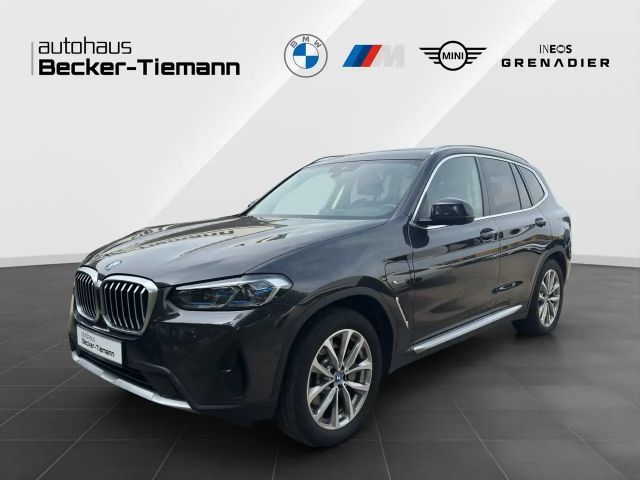 BMW X3 xDrive30e