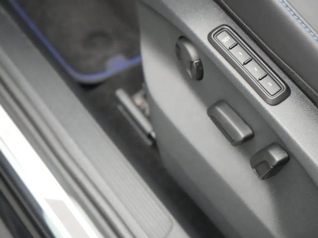 Volkswagen T-Roc R NAVI VIRT ACC DCC AHK MEMORY PANO SHZ