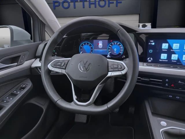 Volkswagen Golf 1.0 TSI IQ.Drive Life Variant