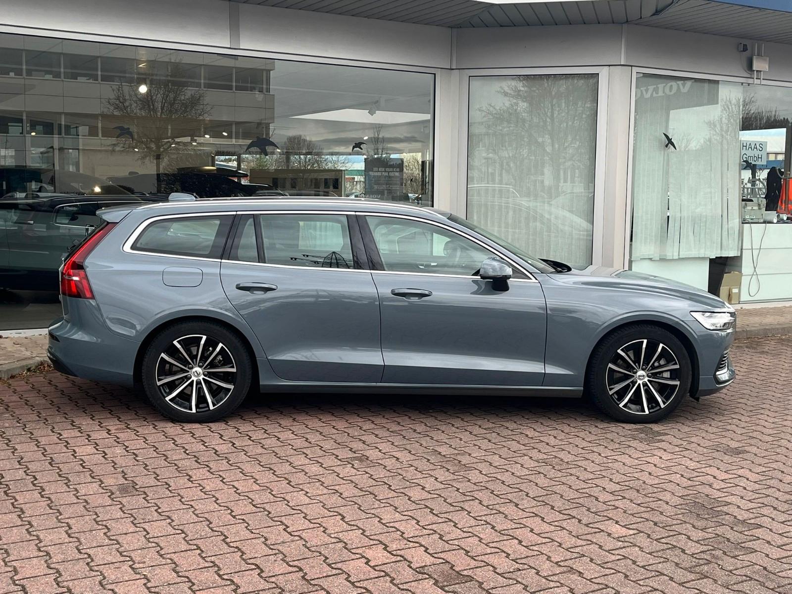 Volvo V60 AWD Recharge T6