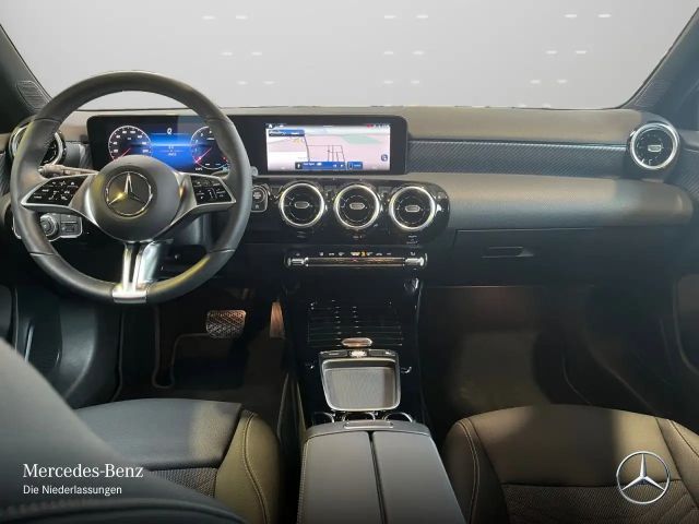 Mercedes-Benz A 180 Progressive