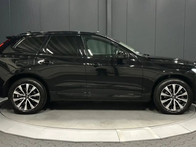Volvo XC60 AWD Dark Plus