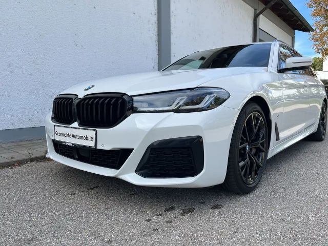 BMW 540 540d M-Sport Touring xDrive