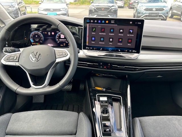 Volkswagen Golf DSG Golf VIII Variant