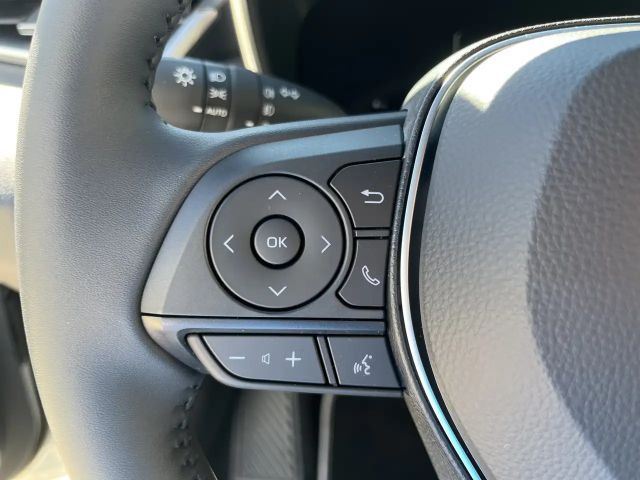 Toyota Corolla Active Hybride Touring