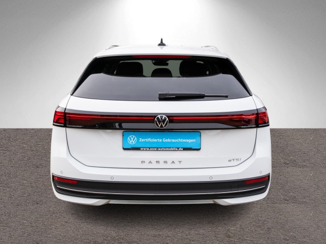 Volkswagen Passat 1.5 eTSI Business DSG Variant