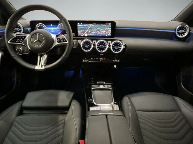 Mercedes-Benz A 180 Hatchback