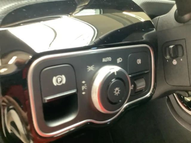 Mercedes-Benz A 180 Progressive