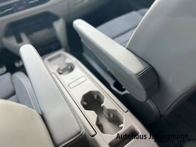 Volkswagen Multivan Lang Style T7