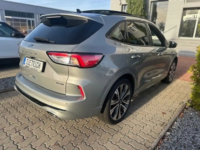 Ford Kuga Plug in Hybrid ST Line X