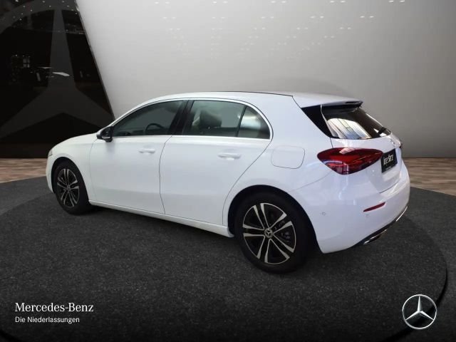 Mercedes-Benz A 200 Progressive