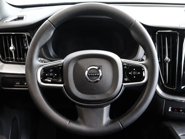 Volvo XC60 AWD Plus T6