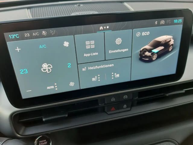 Jeep Avenger Full-Electric Summit