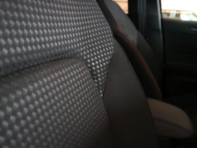 Ford Focus EcoBoost ST Line