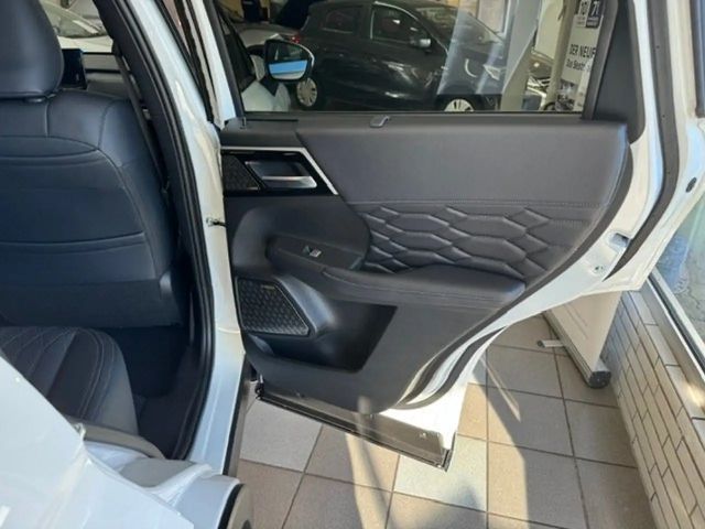 Mitsubishi Outlander 4WD PHEV