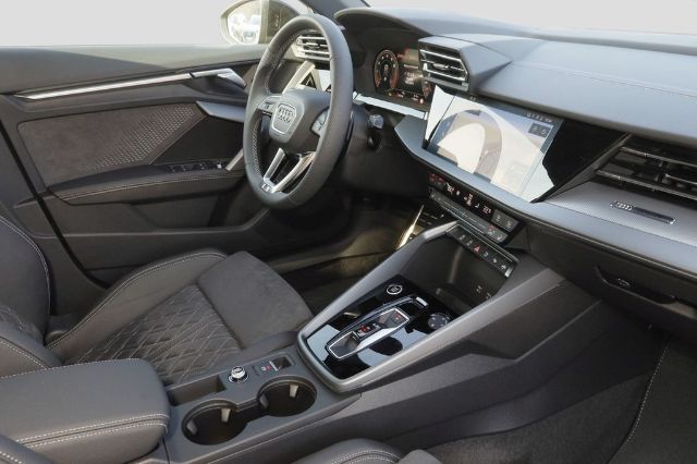 Audi A3 35 TFSI S-Line S-Tronic Sportback