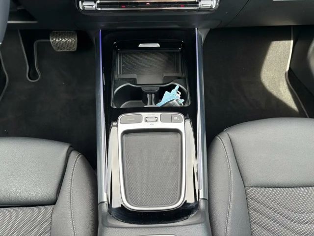 Mercedes-Benz B 200 B 200 d