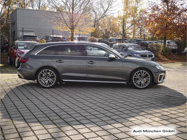 Audi S4 Avant Quattro