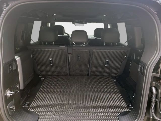 Land Rover Defender 110 D300