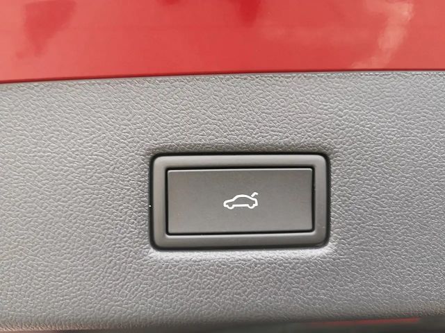 Ford Explorer AWD EV Premium