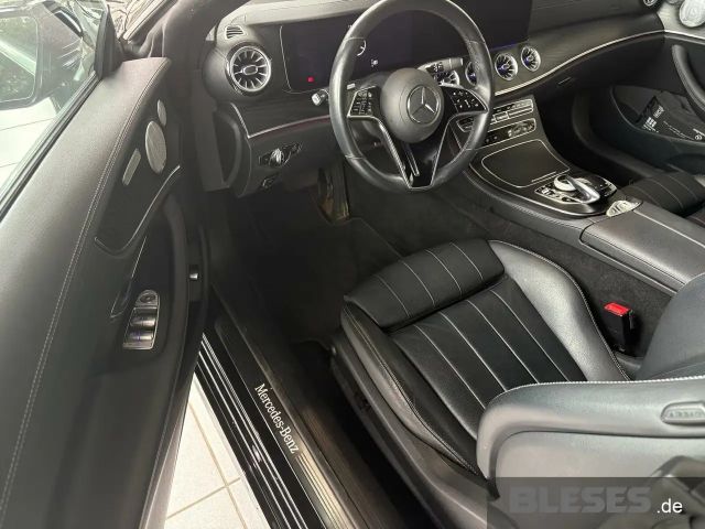 Mercedes-Benz E 200 AVANTGARDE Cabriolet