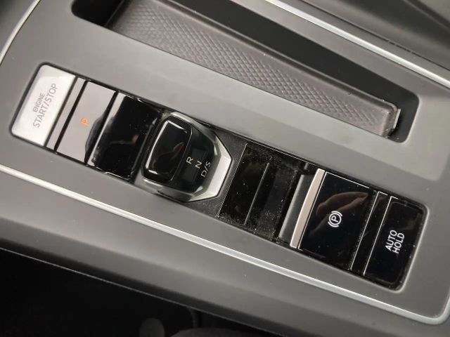 Volkswagen Golf 2.0 TDI DSG Life Variant