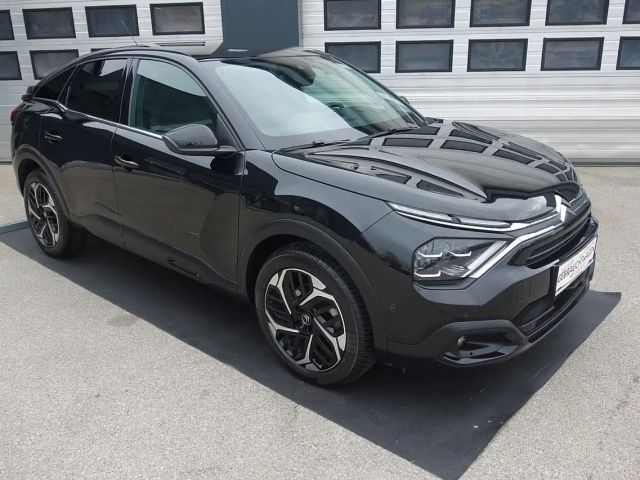 Citroën C4 PureTech Shine