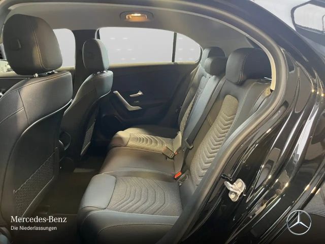 Mercedes-Benz A 180 Progressive