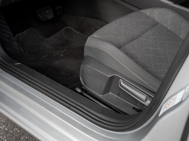 Volkswagen Golf 2.0 TDI DSG Golf VIII