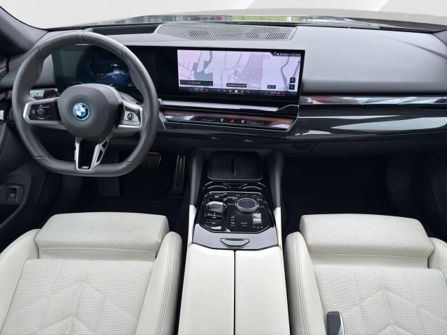 BMW i5 M-Sport Sedan eDrive40