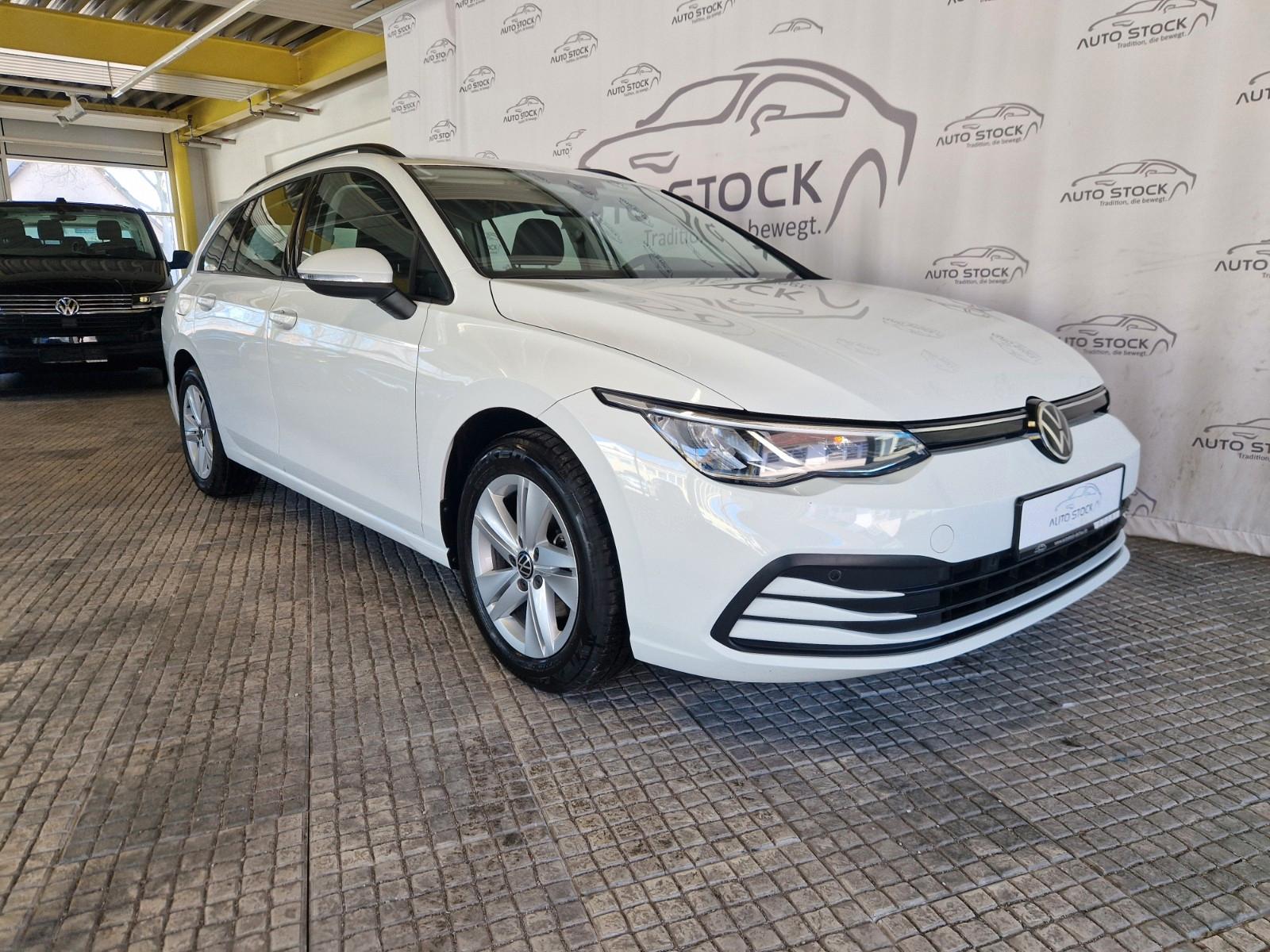 Volkswagen Golf 1.0 TSI Life Variant