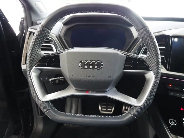 Audi Q4 e-tron Business Quattro