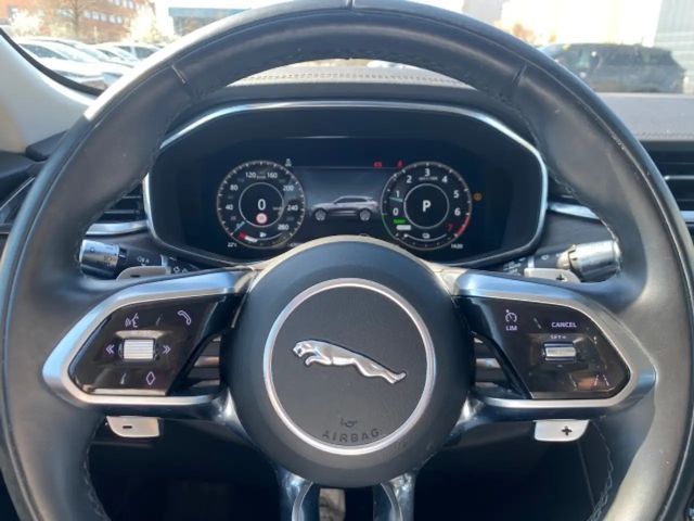 Jaguar F-Pace AWD P400e