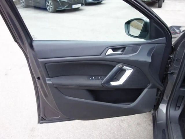 Peugeot 308 PureTech Style