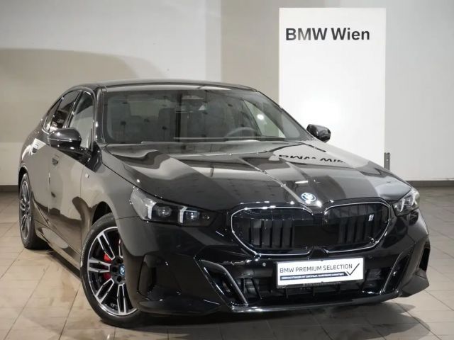 BMW i5 Sedan eDrive40